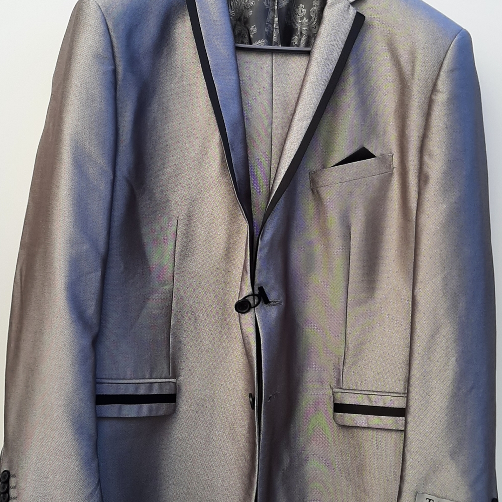 Tazio Suit